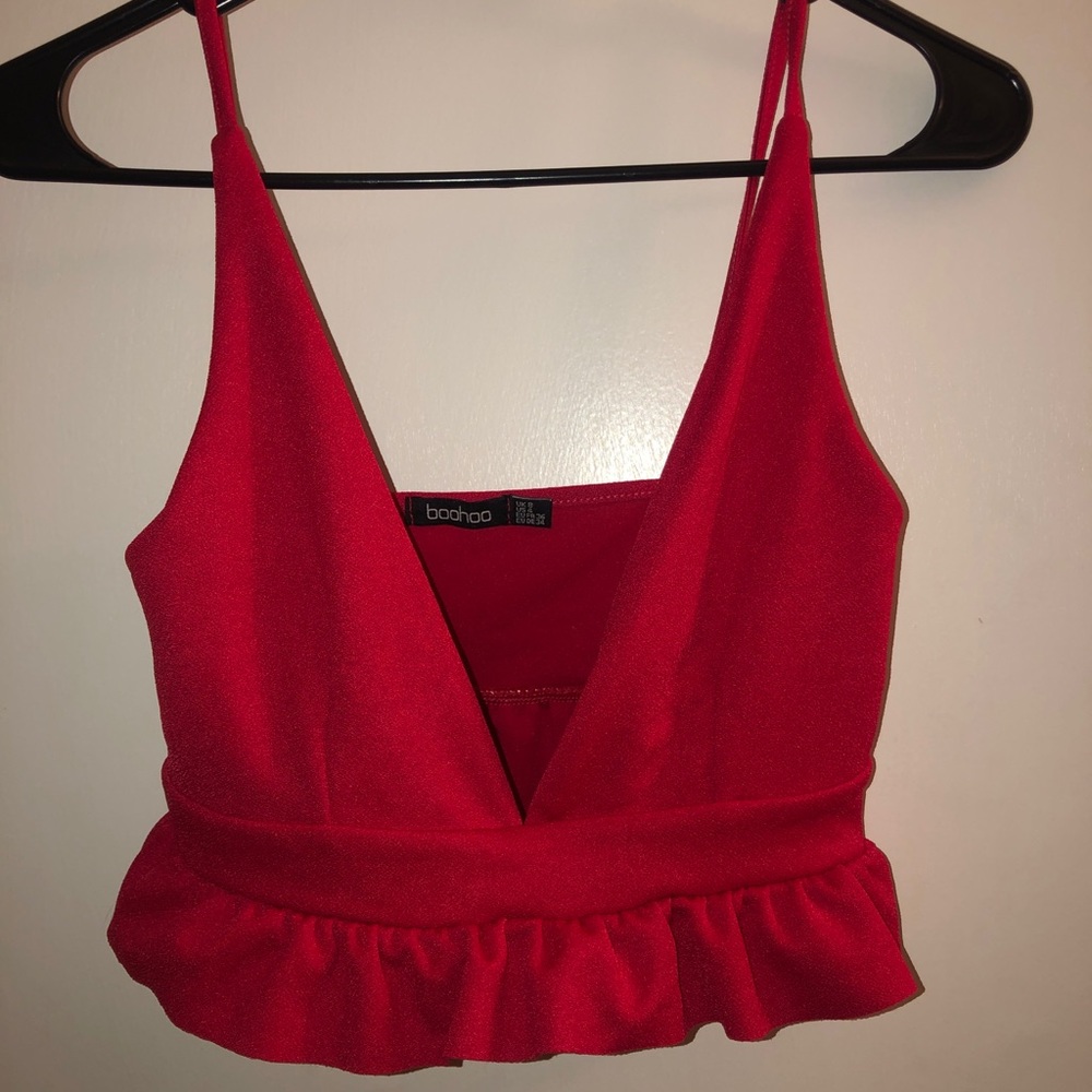 Red crop top - Picture 2 of 6